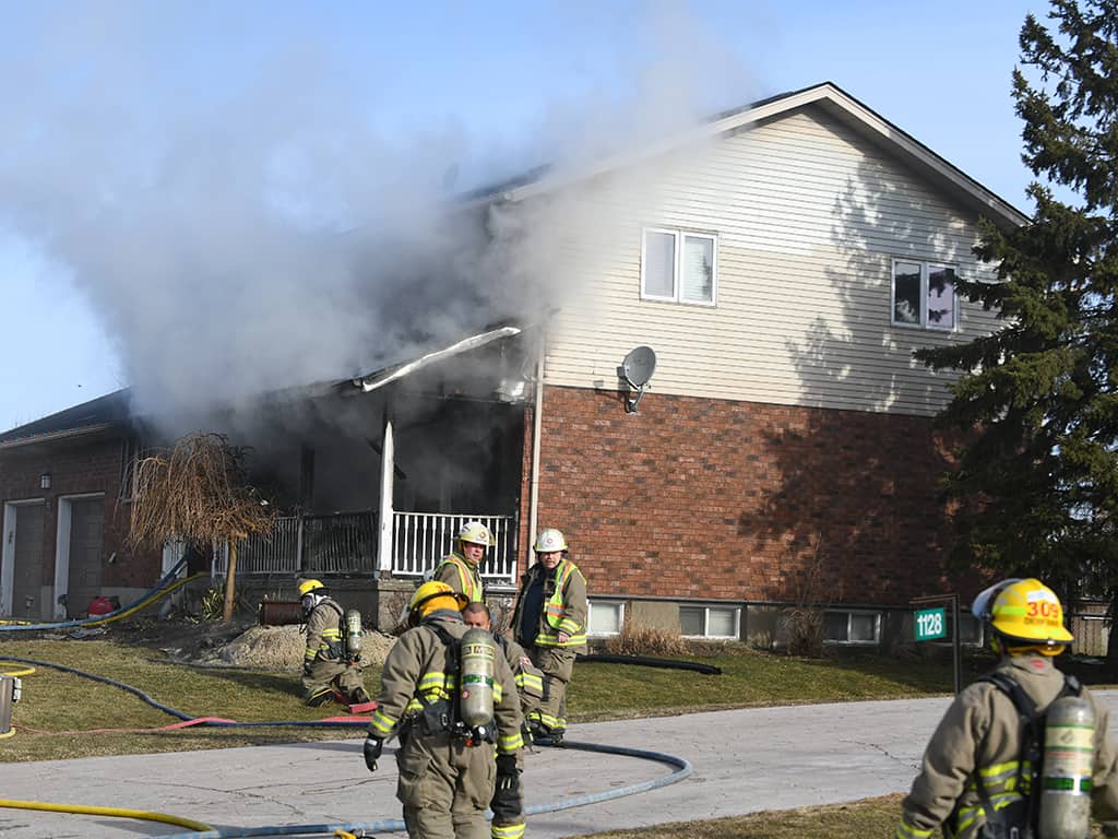 Neighbours leap to action in Linwood