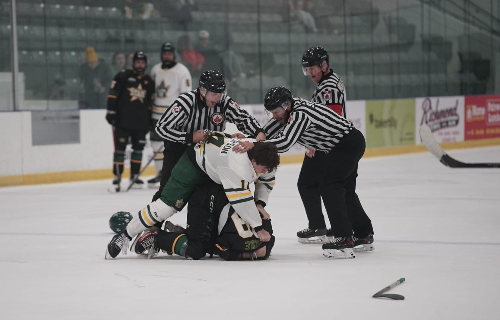 Kings extend winning streak to four