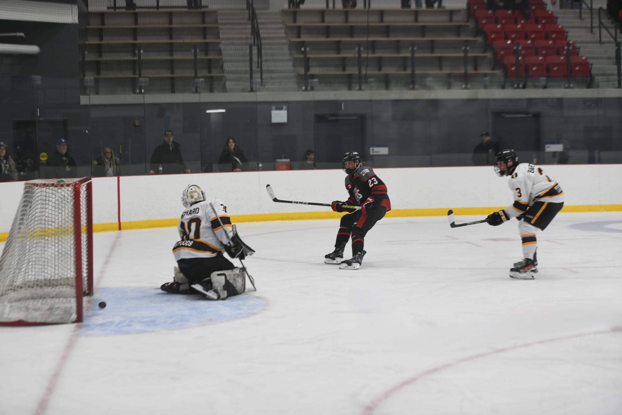 Jacks extend division lead with another pair of wins