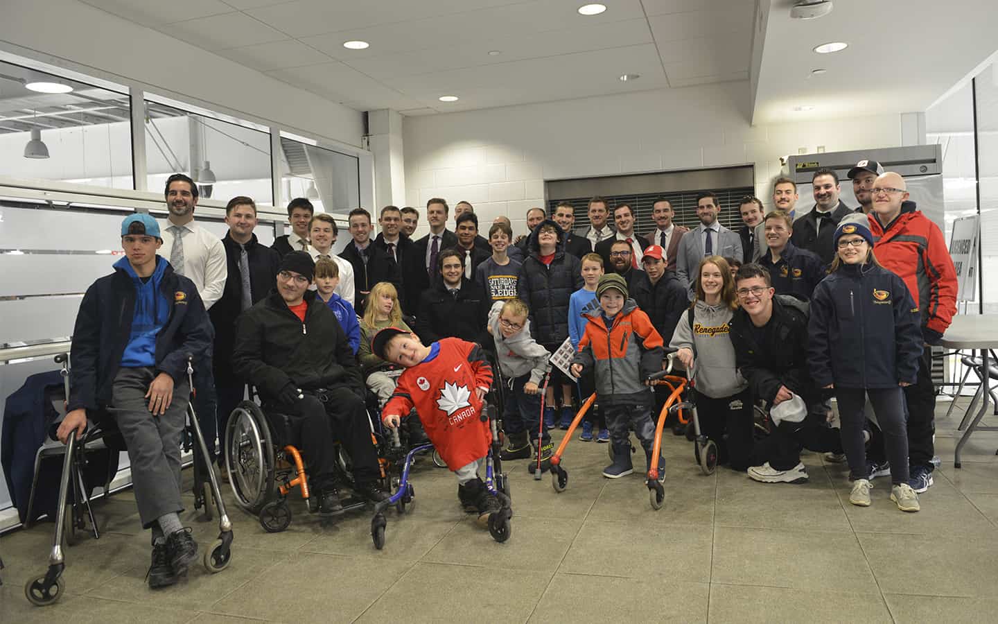 Team Canada prepares for para ice tournament with training camp at WMC