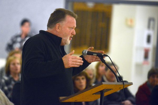 Wellesley residents vow to keep pressure on council over budget