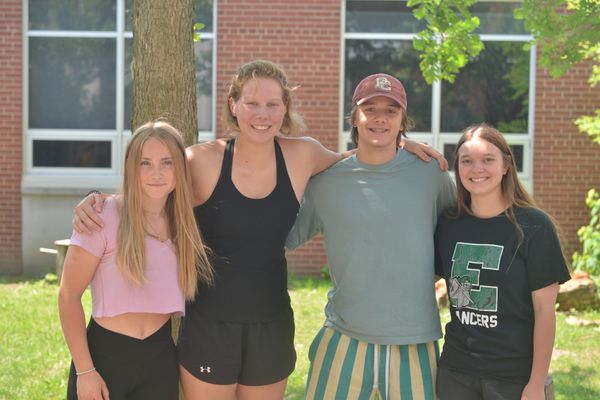 EDSS hands out hardware to top athletes, lauds noteworthy accomplishments