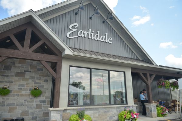 Earlidale celebrates 25 years