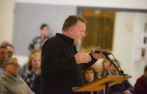 Arrival of tax bills renews Wellesley budget controversy