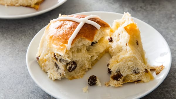 Breakfast? Dessert? Sweet Easter dinner roll? This balanced bun checks all the boxes