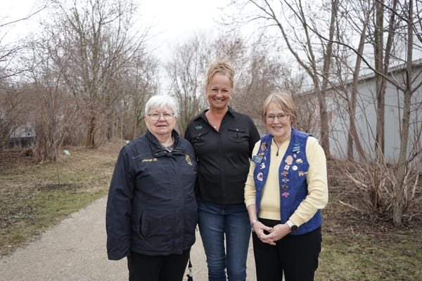 Sale of pansies funds Woolwich Lions support of cancer clinic