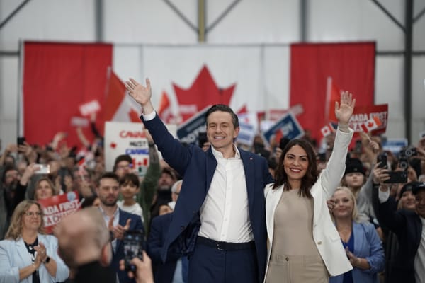 Thousands greet Poilievre at Conservative rally in Breslau