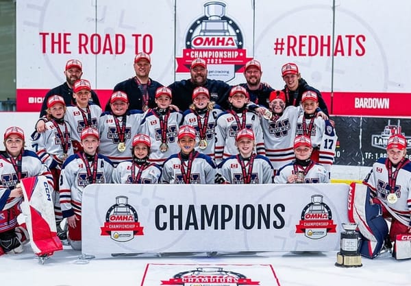 Woolwich U11 team caps standout season with OMHA title
