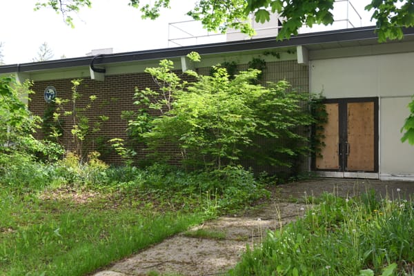 Woolwich interested as board opts to sell old Riverside site