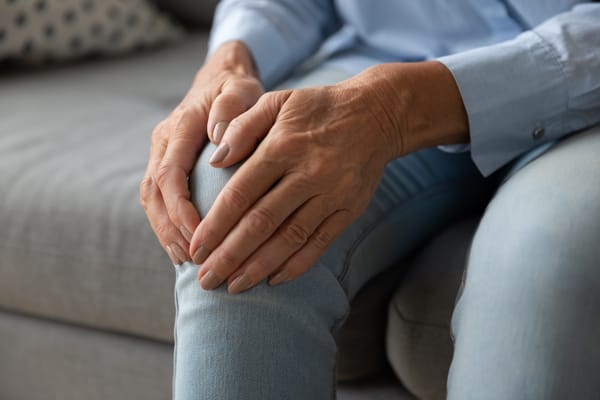 Knee osteoarthritis: When is it time for a joint replacement?