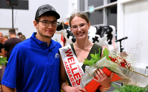 Wellesley fall fair ambassadors crowned