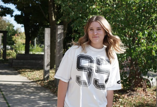 Wallenstein’s Kassie Ciaschini sings her way to Wellesley Idol title