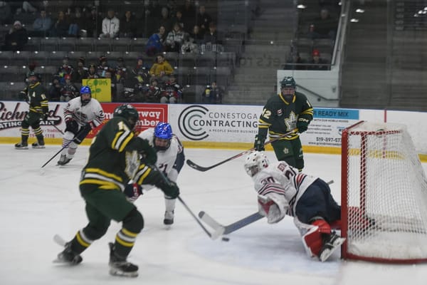 Kings back atop conference standings after three-point weekend