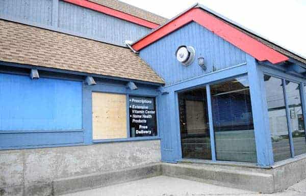 Collision leads to arrest of suspects in Woolwich pharmacy break-in