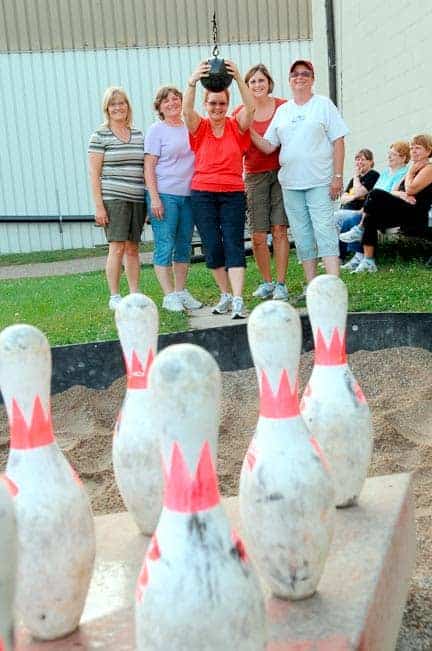 Perfect games come in streaks for St. Jacobs swing bowlers