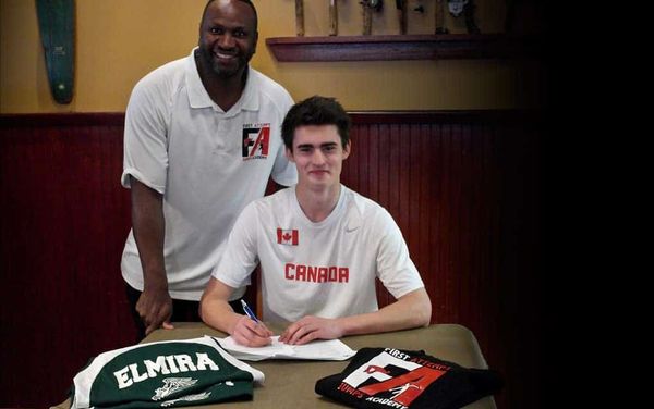 EDSS decathlete signs scholarship contract with the University of Houston