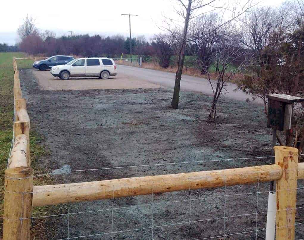 New parking lot takes cars off roadway at Floradale dam