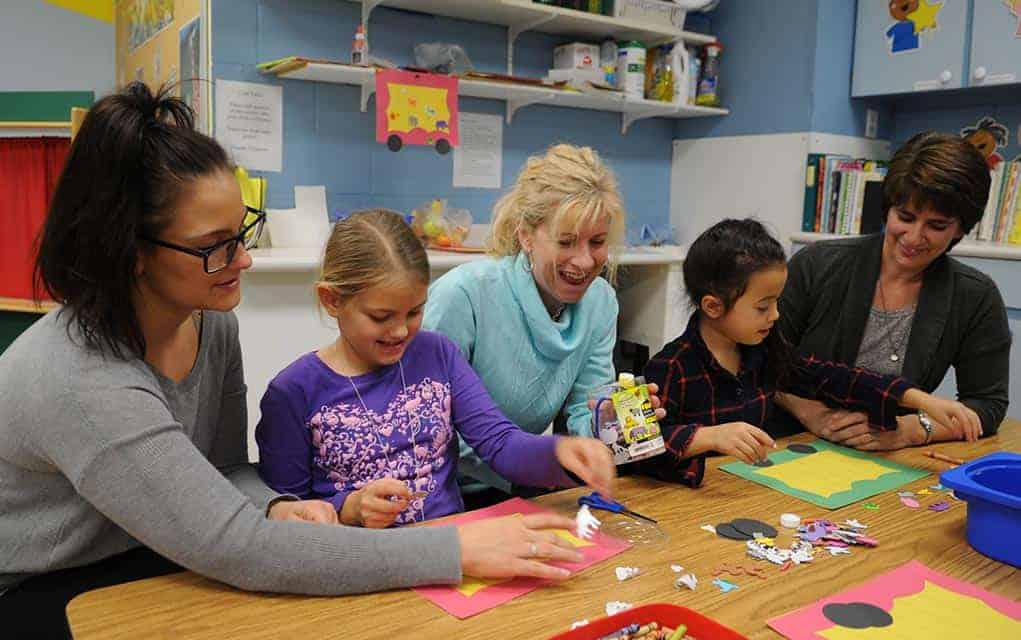 Single mothers provide mutual support at weekly meetings