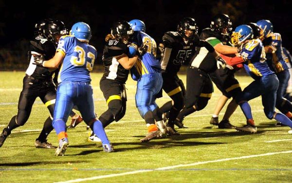 Gridiron Lancers fall in quarterfinals