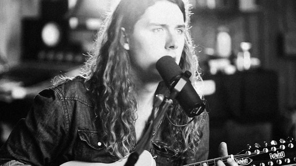 Matt Weidinger Plays Van Morrison Saturday night at the Registry Theatre