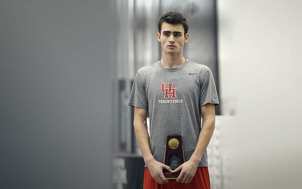 Former EDSS track star named All-American athlete at U of H