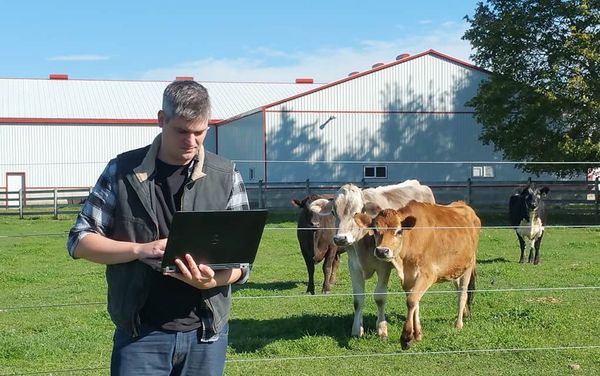 Group has plans to boost Internet options in rural areas