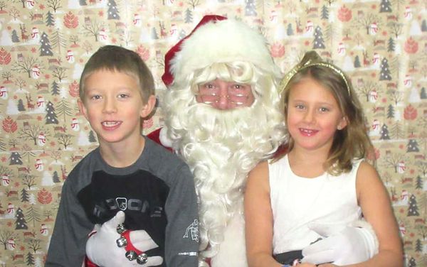 Santa stop in Maryhill