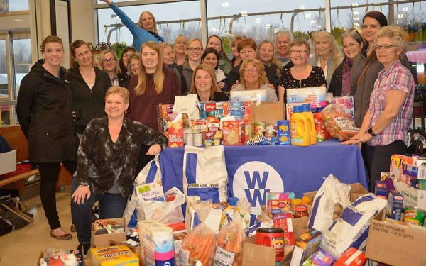 Elmira WW members donate lost weight