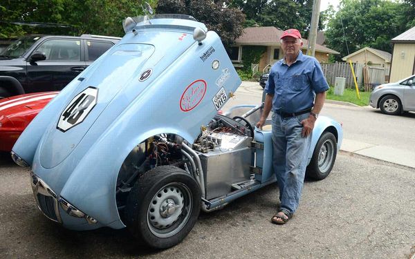 Holmes slams into third place at VARAC Grand Prix