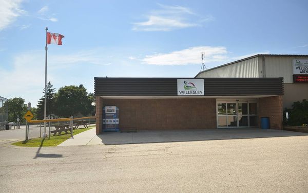 Township looking to replace closed arena