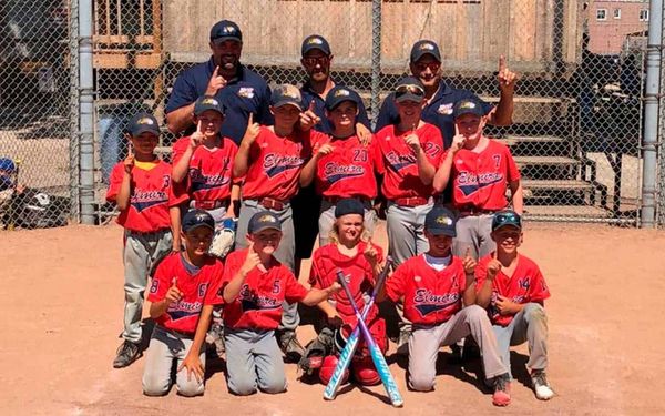 Elmira brings the Heat to softball tournament