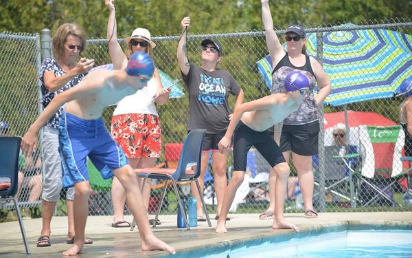 First meet goes swimmingly