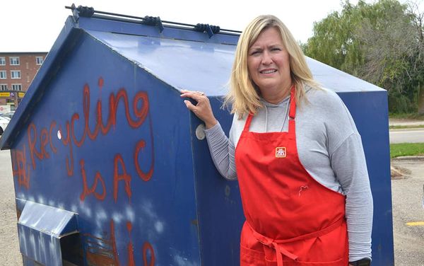 Police investigate graffiti spree