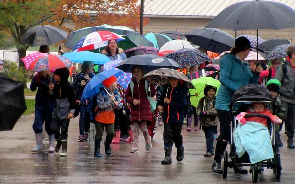 St Boniface kids take the walking school bus