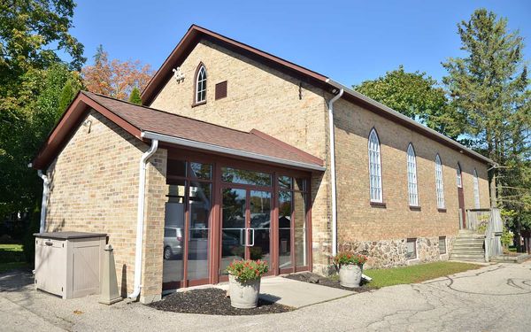 Shantz family doesn’t have to look far to find new owner for historic schoolhouse building