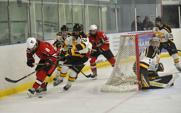 Jacks reclaim top spot in standings despite mixed week