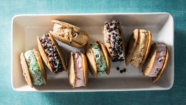 Make the ice cream sandwich of your summertime dreams with this infinitely customizable recipe