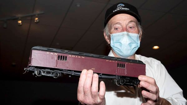 Model railroaders back on track