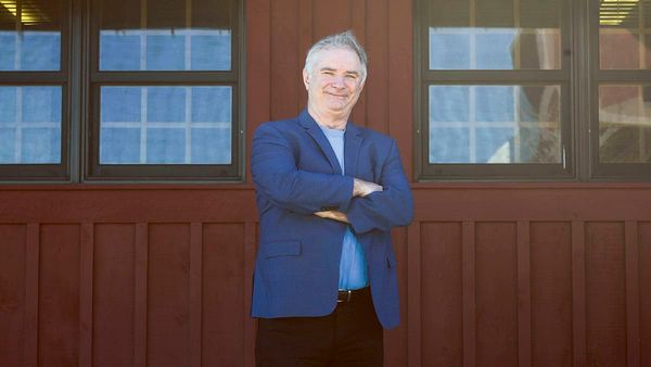 Theatre group goes old school