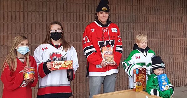 Wellesley hockey players take to the street