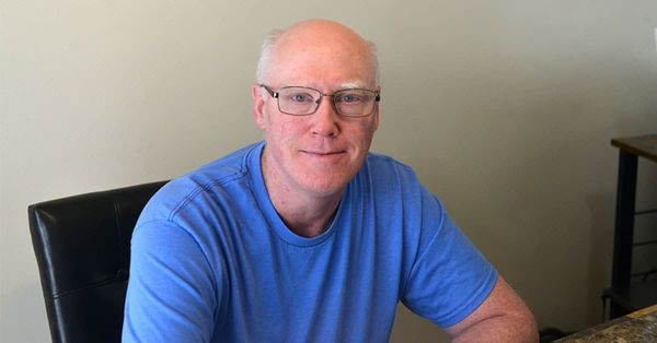 Elmira man to take on challengers in simultaneous chess games