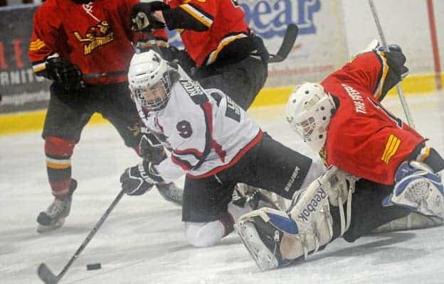                      Jacks leave it all on the ice in loss to New Hamburg                             
                     