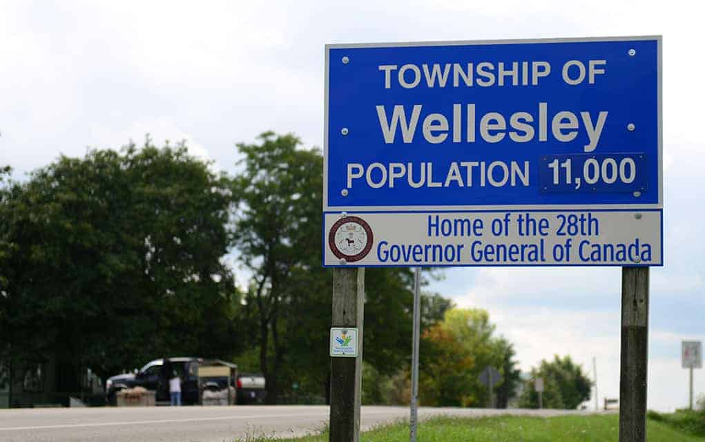                      Wellesley inks new fire protection deal with Mapleton                             
                     