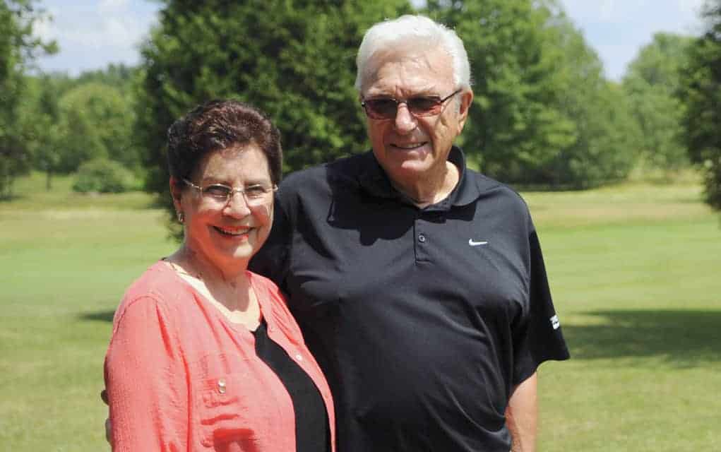
                     Well known golf aficionados, Gus and Audrey Maue honoured for their longtime support of Crime Stoppers
                     