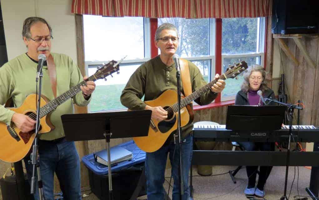                      Musical fundraiser to benefit MennoHomes project                             
                     