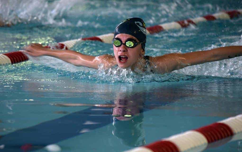 Local swimmer sets new record