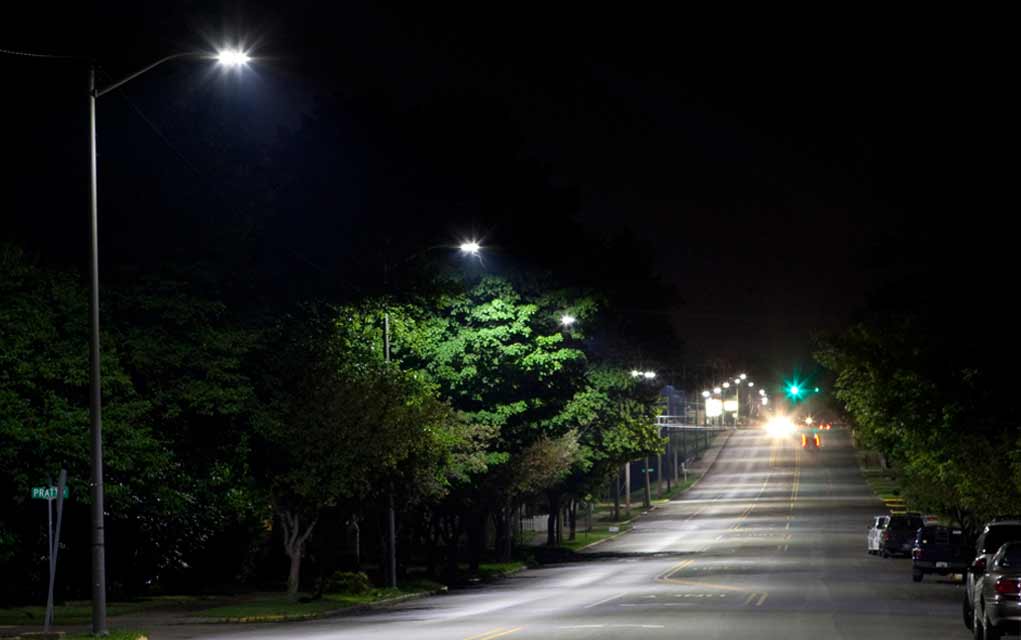 Conversion plan for new LED streetlights gets the nod from Wellesley council