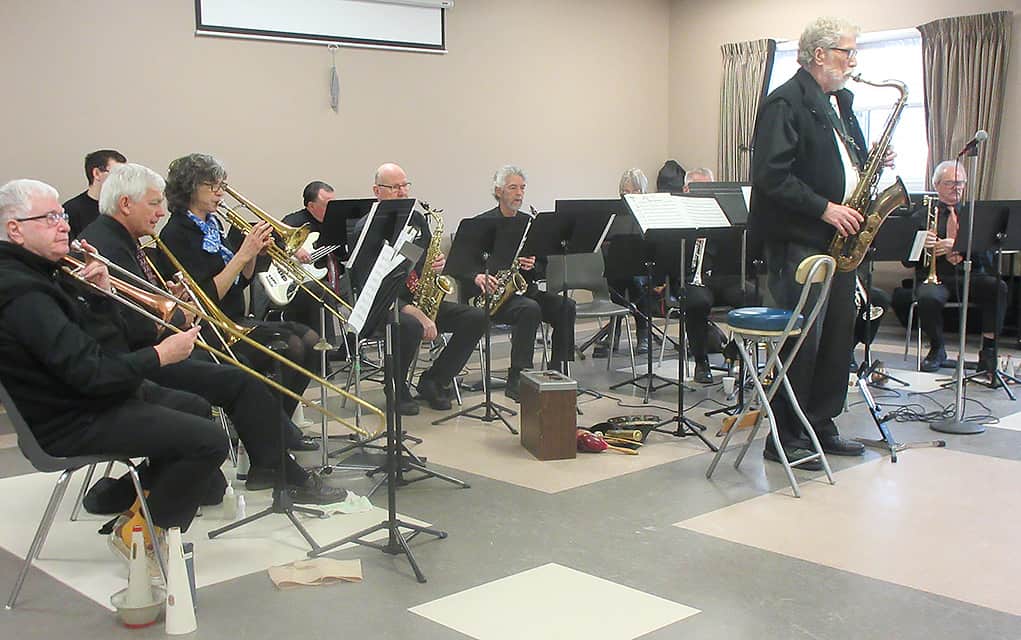 Maryhill New Horizons Seniors meet the New Horizons Swing Band