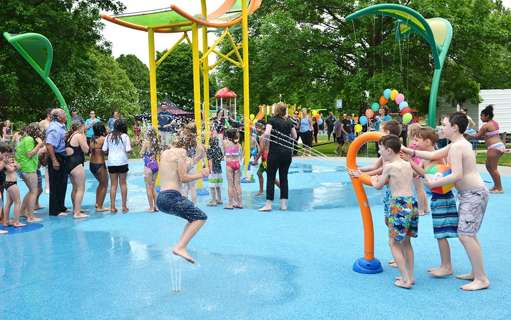                      Township hosts ribbon-cutting event at bolender park splash pad                             
                     