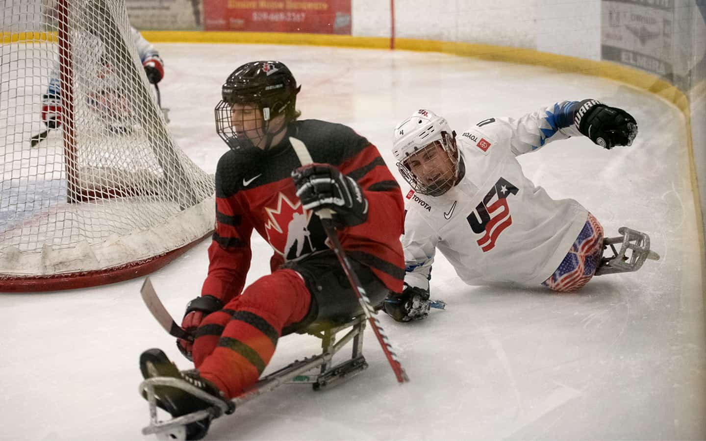                      U.S. edges out Canada in national para hockey battle                             
                     